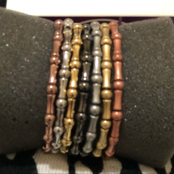 Lia Sophia 7 bracelets set - Picture 2 of 4